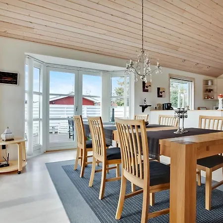Three-bedroom Holiday In *